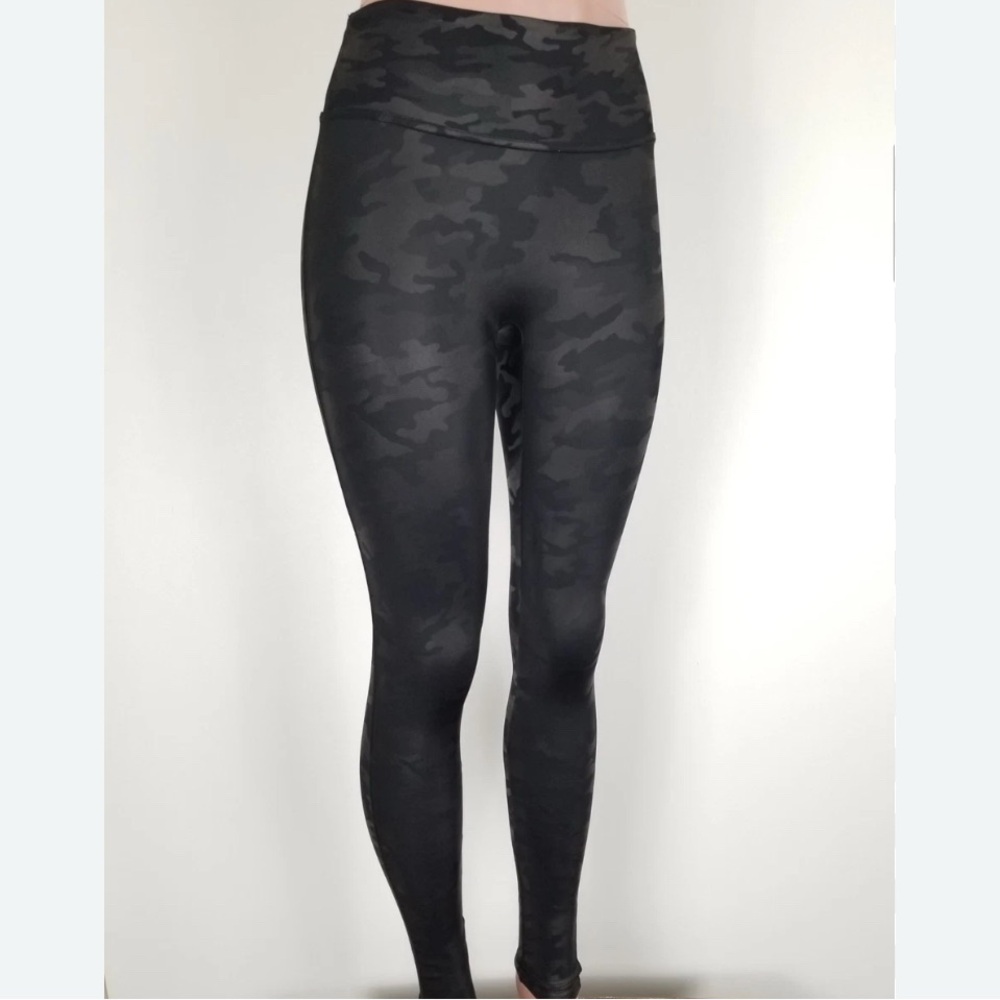 SPANX Black Camo Leggings
